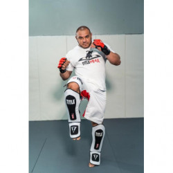 Title GEL Elite Pro Shin & Instep Guards Black/White